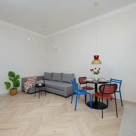 דירה Bright Rakowiecka Near Pole Mokotowskie By Renters
